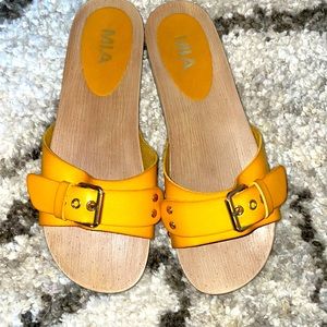MIA Women's Bright Yellow Buckle Sandals